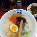 Ramen Tai - 熊本ラーメンとミニ高菜ご飯