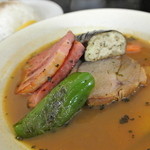 ONIWA Garden & Cafe - 野菜がゴロッと入って、お肉も美味しい～♪