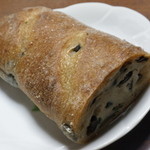 シニフィアン シニフィエ - パン　オリーブ（ハーフ）