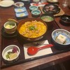 鎌倉 峰本 - 『至福 親子丼』
(みそ汁・お新香・小鉢・茶碗蒸し付き)