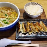 大阪塩系 麺屋 藤兵衛 - 