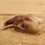 三谷 - 京都府舞鶴のトリ貝の握り