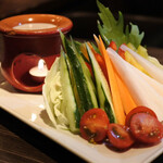 DINING CAFE&BAR The Olive 新宿東口店 - 彩り野菜のバーニャカウダ　¥780
