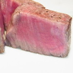 ふふ 熱海 - フィレはレアでの提供をお願いしました。濃厚な肉汁、脂の旨味が山葵で締まって旨かった～☆