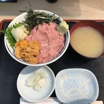 鈴木水産 - 220616木　東京　鈴木水産　中落ちうに丼1,500円