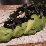 じとっこ組合 - 「海苔のりアボカド」：あおさ海苔の佃煮と焼き海苔！ノリの良さを山わさびがキリリと引き締めます！