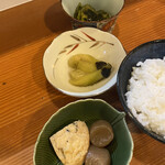 Nihonsyutojisakana sugikou - ◎雉(キジ)らーめん定食¥1.000
      ※定食には、ご飯に日替り小鉢が3品が付きます