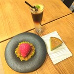 Patisserie cafe VIVANT - ■イチゴ
                ■フロマージュピスターシュ
                ■エスプレッソトニック