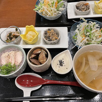 ヒル薬膳粥・ヨル貝料理カイノクチ - 