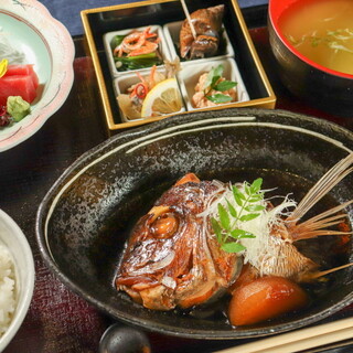 Odori-ya Kyobashi store's lunch set menu is a one-of-a-kind meal!