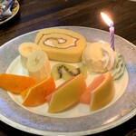 マンジャーレ - 誕生日サービスのデザート盛り合わせ