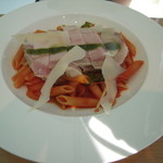 堂島リバーフォーラム　CAFE - 本日のランチ・・水菜のペンネアラビア－タと豚肉のジェノベ－ゼソース(SET800円)