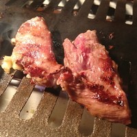 焼肉ホルモン 稲田 - 牛タン切り落とし なう