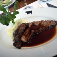 37 Steakhouse & Bar - 