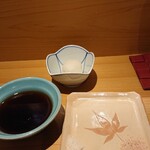 177460493 - 天ぷら用 天つゆ、塩、大根おろし