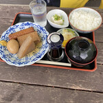 마츠미소우 - 이것은 오뎅 정식 800엔입니다.