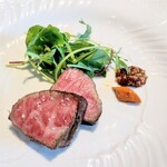 La Brianza - A5和牛内もも炭火焼きタスマニア産粒マスタードロメスコソース。ブリアンツァの炭火焼きお肉大好き♡(๑´ڡ`๑)美味しいのよ～