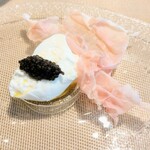 La Brianza - ブッラータチーズキャビアイタリア産サンダニエーレ。