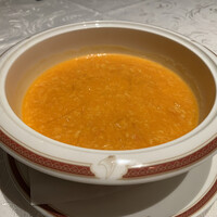 筑紫樓 銀座店 - ふかひれと蟹卵の煮込みスープ　¥5200