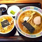 Oomoriya - ラーメン・ミニかつ丼定食