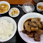 清宏楼 - 豚バラ肉の醤油煮