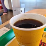 Makudonarudo - ホットコーヒーM(クーポン120円)です。