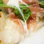 Pizzeria ALLORO - ビアンカネーヴェ断面