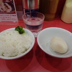 横浜家系ラーメン 大輝家 - 終日無料ライスと開店キャンペーン用の無料味玉