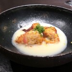十皿 - 白子のパンチェッタ巻き　白アスパラピューレ