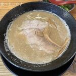 美與志堂 - 確かにコクのあるスープで豚骨のインパクトがグッド！！！