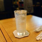 もつ焼き 仁科 - こだわり酒場のレモンサワー