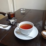 ニコラ - （’13/03）ランチセットの紅茶（シャンパンパーティ） ほんのりとマスカット風味．．．