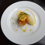 ニコラ - （’13/03）ランチセットの一口デザート（上から）