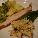 まず最初にシュラスコとブッフェ惣菜を。