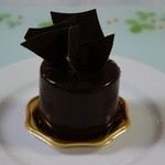 アシッドラシーヌ - ラクテ・・・濃厚なチョコムース　シェフのイチオシ