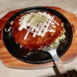 Teppanyaki Tenten - 豚肉ねぎ焼　748円