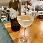 ヴィネリア グーフォ - 白ワイン　700円