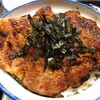 食亭エイト - 食亭エイト　焼肉丼に七味と山椒