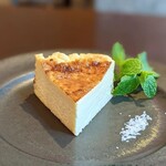 マリスケリア ソル - バスク風チーズケーキ