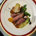 ビストロ エピス - お肉は鴨のローストをチョイスしました♡