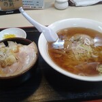 Menya Tegone Take - 醤油ラーメンとチャーシュー丼のセット　980円