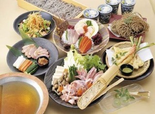 h Takataya - ★宴会メニュー『2,500円コース』＊写真は4人前のイメージとなります。＊店舗により一部食材が変わる場合があります。