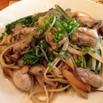 ピッツェリア ノーチェ - 広島産牡蠣のペペロンチーノ