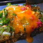 鉄板月輪 - 黄身を割って玉子かけオコ（TKO）（2013年2月9日）