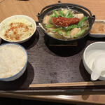 Hakata Keishuu - もつ鍋定食（明太子付き）