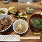 Chitofunagohan Gen - 酵素玄米定食（+納豆）１５００円（税込）