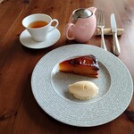 Moliere Cafe　降っても晴れても - 