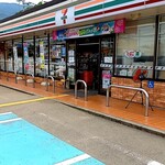 セブンイレブン - 外観写真: