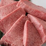 神戸牛焼肉 肉兵衛 HALAL WAGYU - 