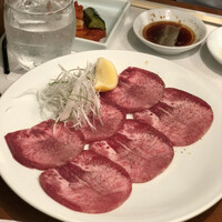 松阪牛炭火焼肉 東海亭 - 